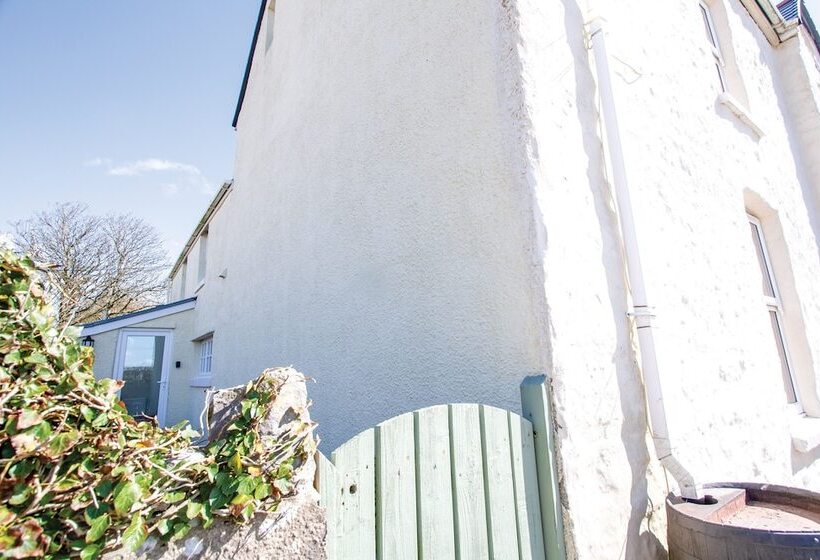 Berry Hall   Porty Eynon