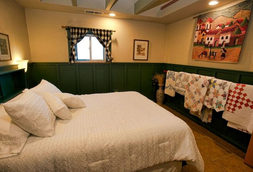 Cottage Inn By Casago Mccall  Donerightmanagement