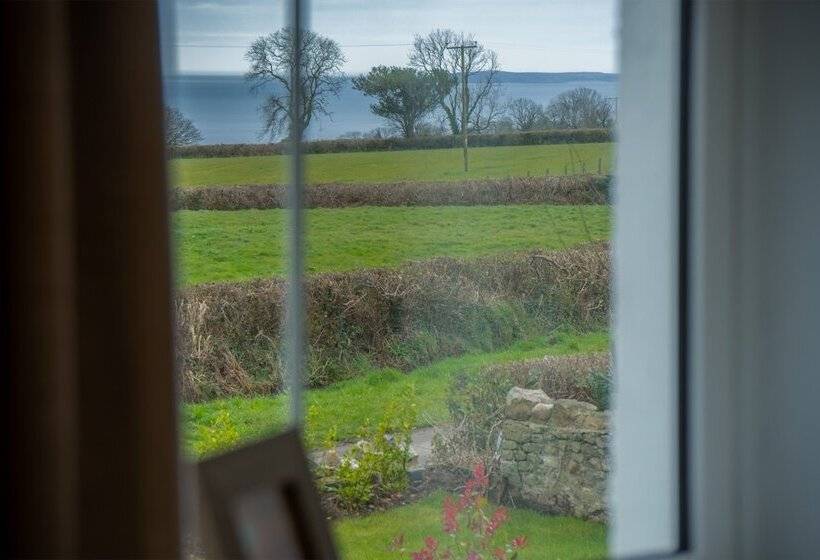 Elidyr Cottage   3 Bed Cottage   Amroth