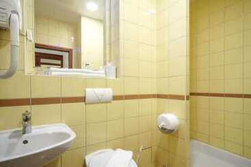 پانسیون Delightful Park View Room With Breakfast Included