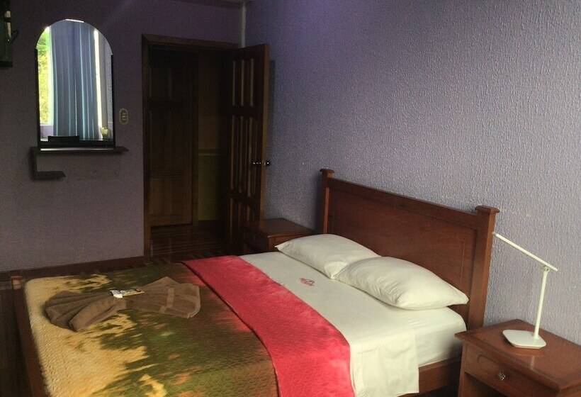 بنسيون Hostal R. Williams