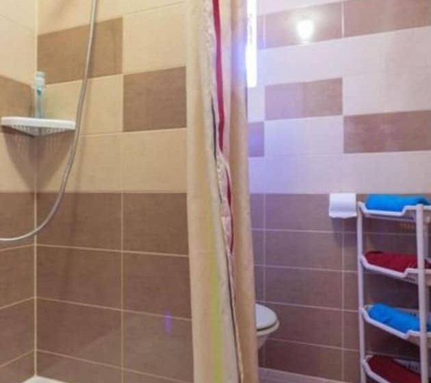 فندق Excellent Double Bed Room With Balcony And Sea View