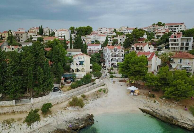 בית מלון כפרי Private Double Bed Room With Balcony And Sea View