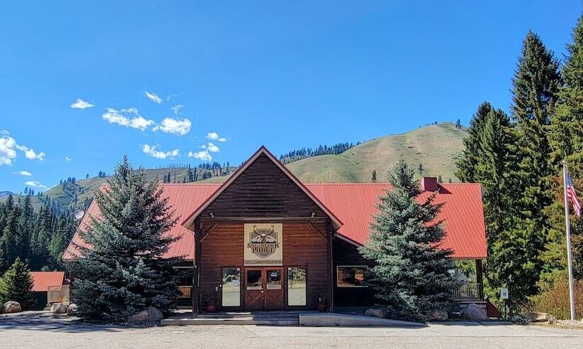 Southfork Lodge Cabin 1