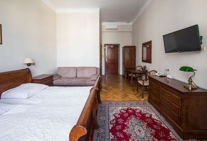 Aparthotel Basztowa