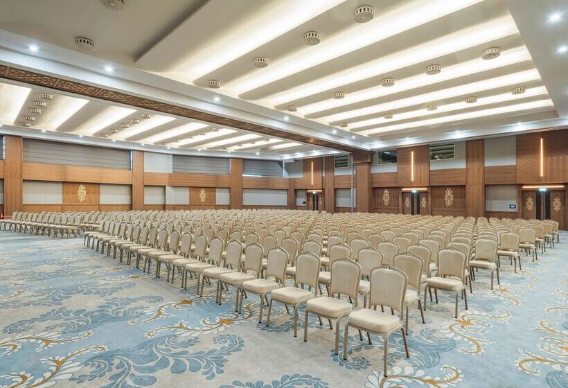 Fotos del hotel Doubletree By Hilton Istanbul Atasehir  & Conference Centre:  11