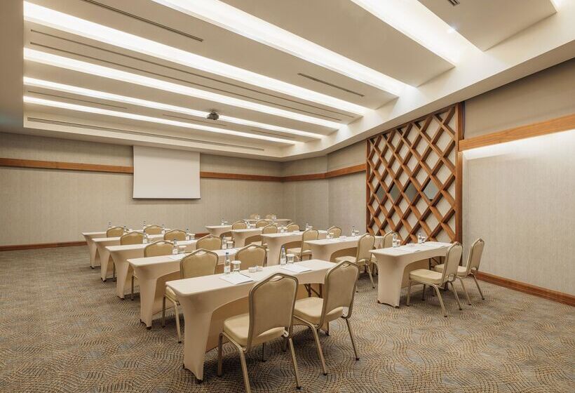 Fotos del hotel Doubletree By Hilton Istanbul Atasehir  & Conference Centre:  25