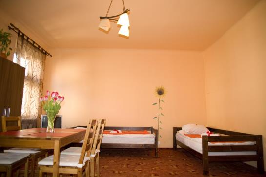 Hostel Flower Rooms & Apartments