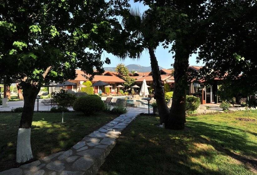 هتل Grenadine Lodge