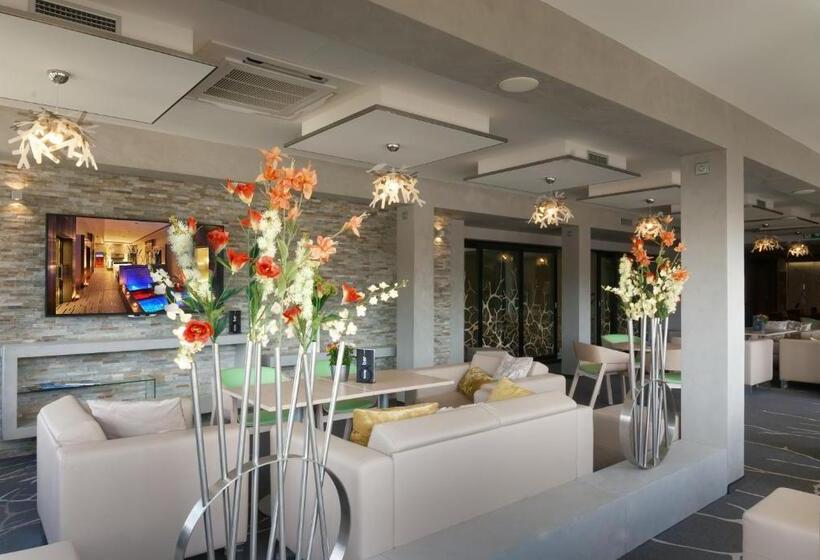 Fotos del hotel Harmony Club:  11