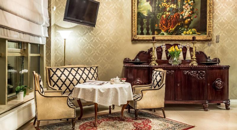 هتل Im. Jana Pawła Ii