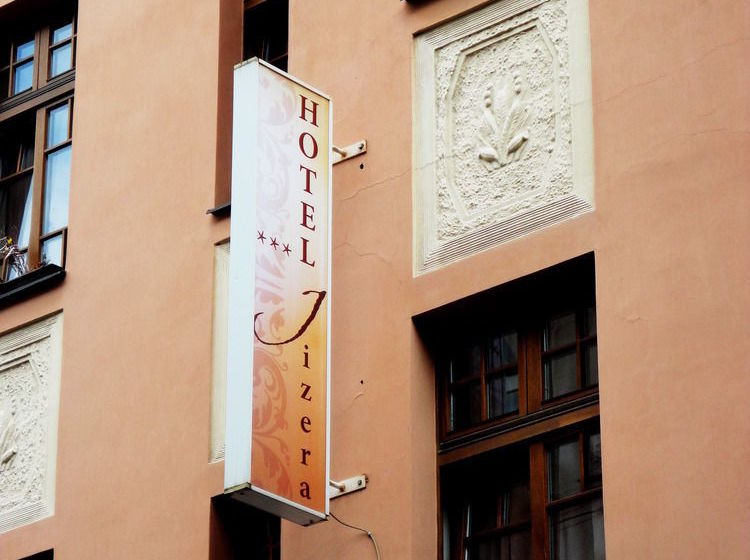 酒店 Jizera Karlovy Vary
