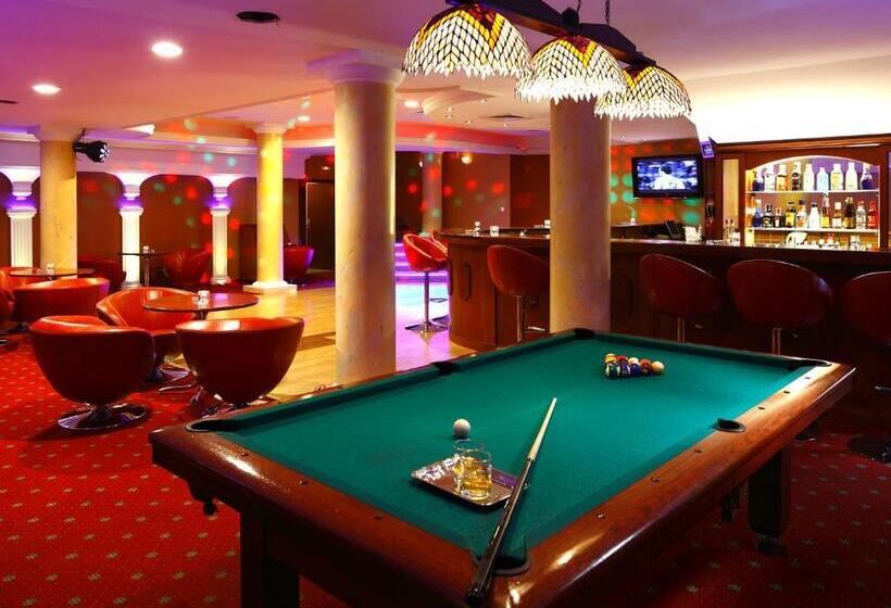 هتل Lord   Warsaw Airport