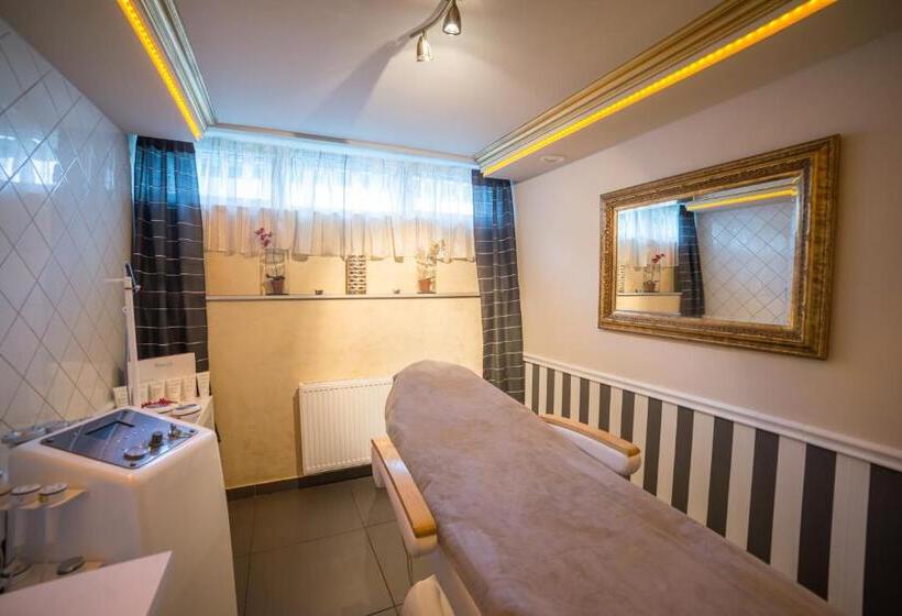 هتل Montebello Bussines & Spa