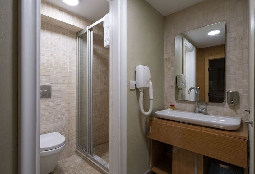 Fotos del hotel Moss Suites:  23