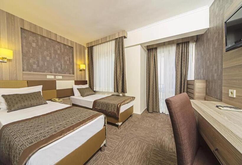 Fotos del hotel Pera Arya:  6