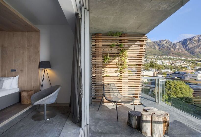 هتل Pod Camps Bay