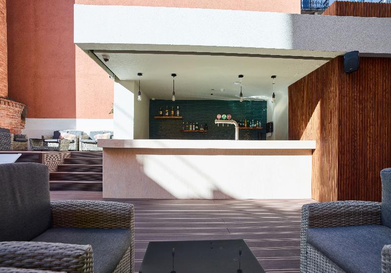 پانسیون Residencial Florescente