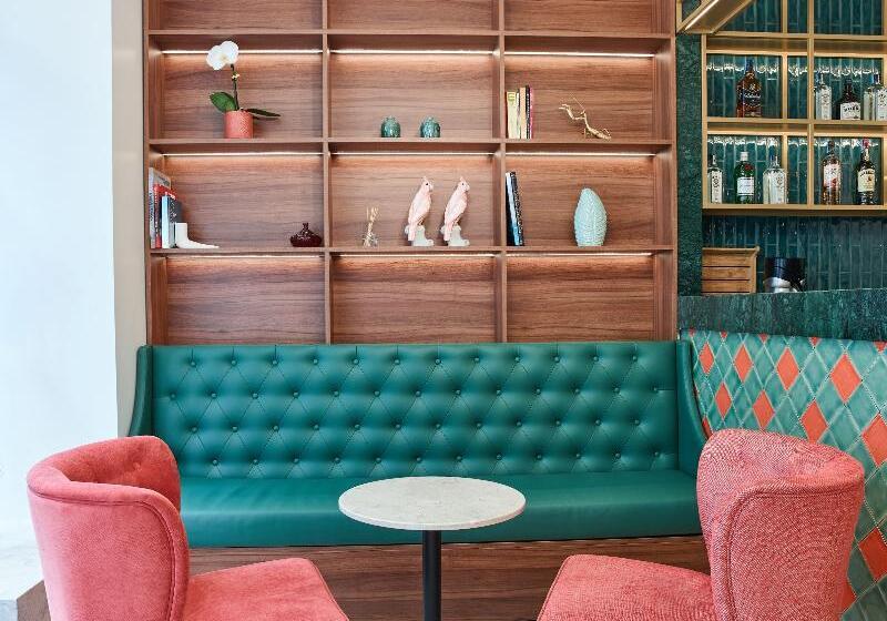 پانسیون Residencial Florescente