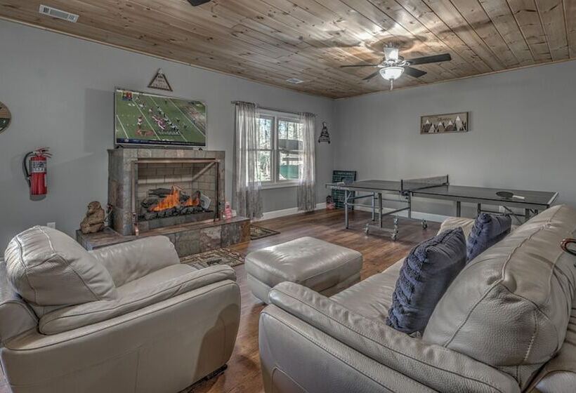 32 Acre Memory Maker By Escape To Blue Ridge