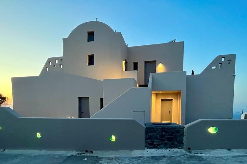 هتل Elements Cozy Suites