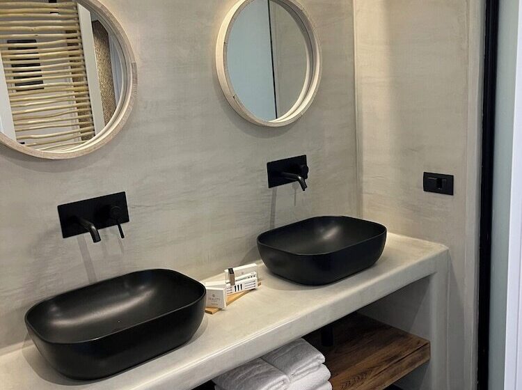 هتل Elements Cozy Suites