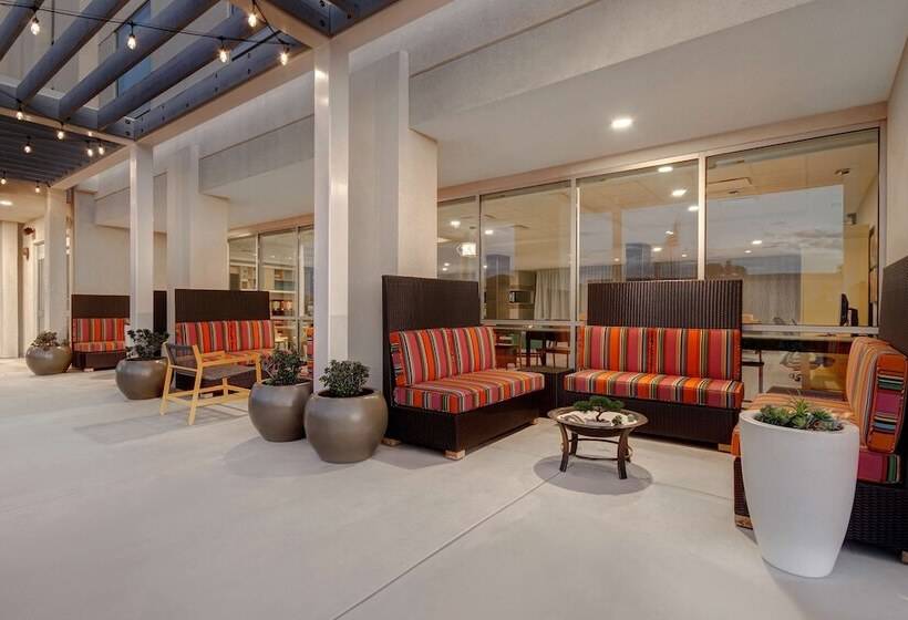 هتل Home2 Suites By Hilton Garden Grove