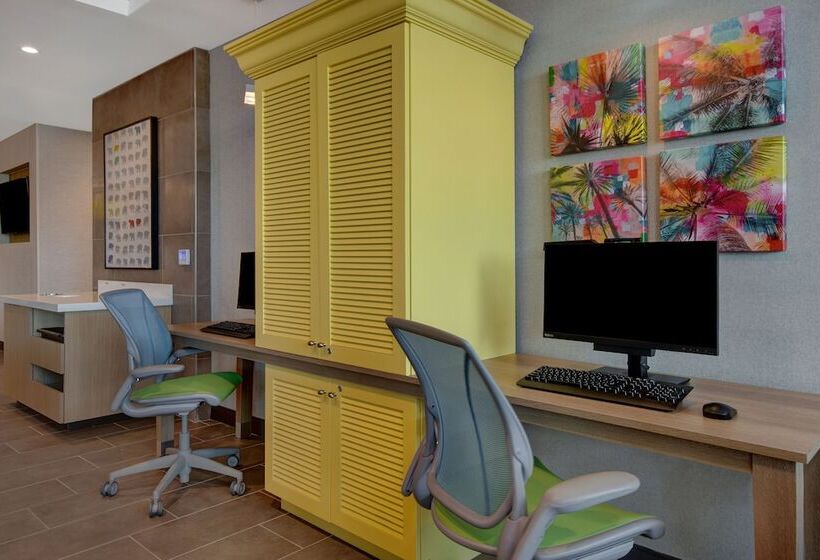 هتل Home2 Suites By Hilton Garden Grove