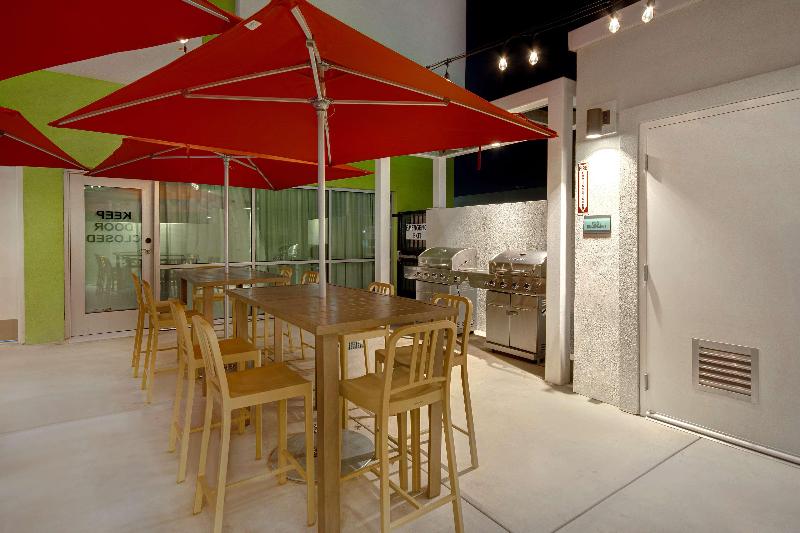 هتل Home2 Suites By Hilton Garden Grove