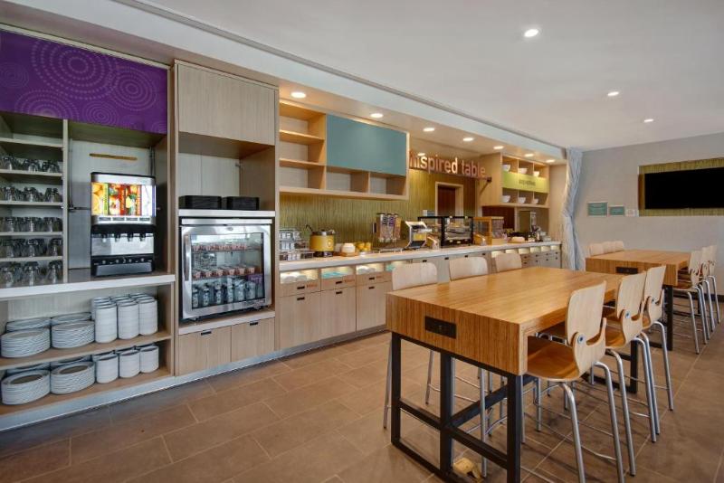 هتل Home2 Suites By Hilton Garden Grove