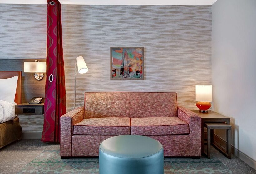 هتل Home2 Suites By Hilton Garden Grove