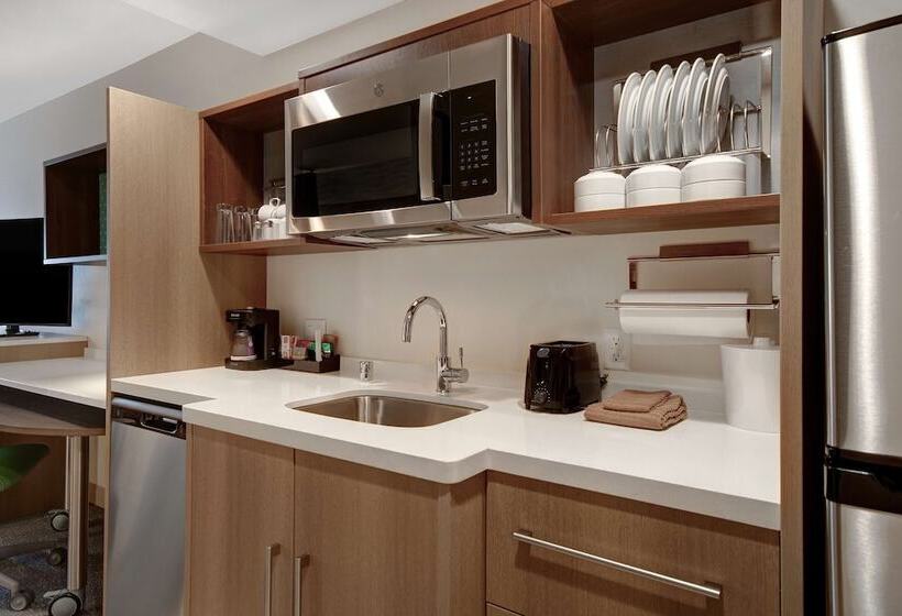 هتل Home2 Suites By Hilton Garden Grove