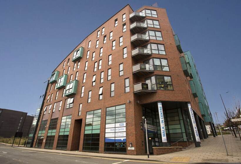 Vibrant Rooms Sheffield   Hostel