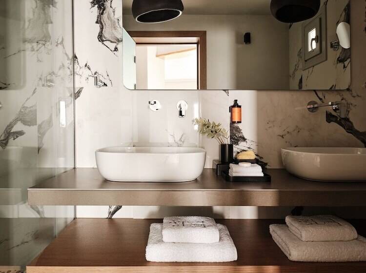 هتل Hom Santorini