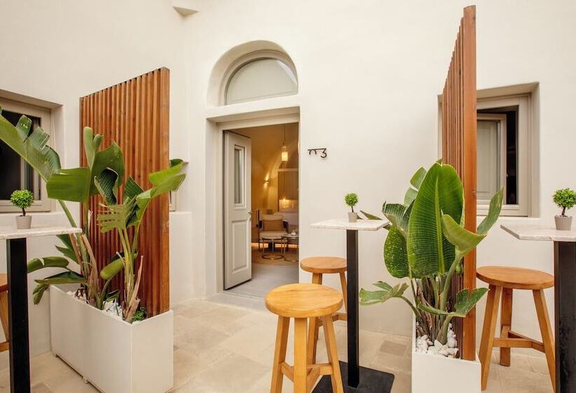 هتل Utopia Suites Santorini