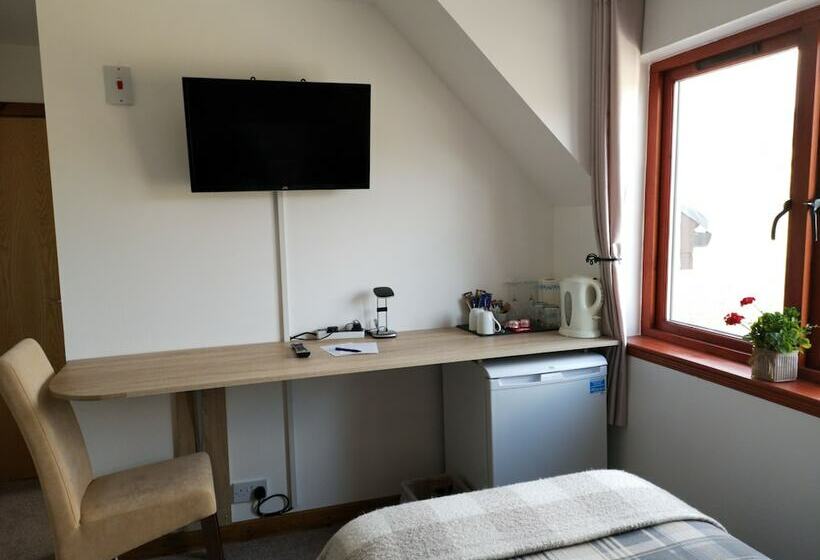 פנסיון Beechwood Lodge
