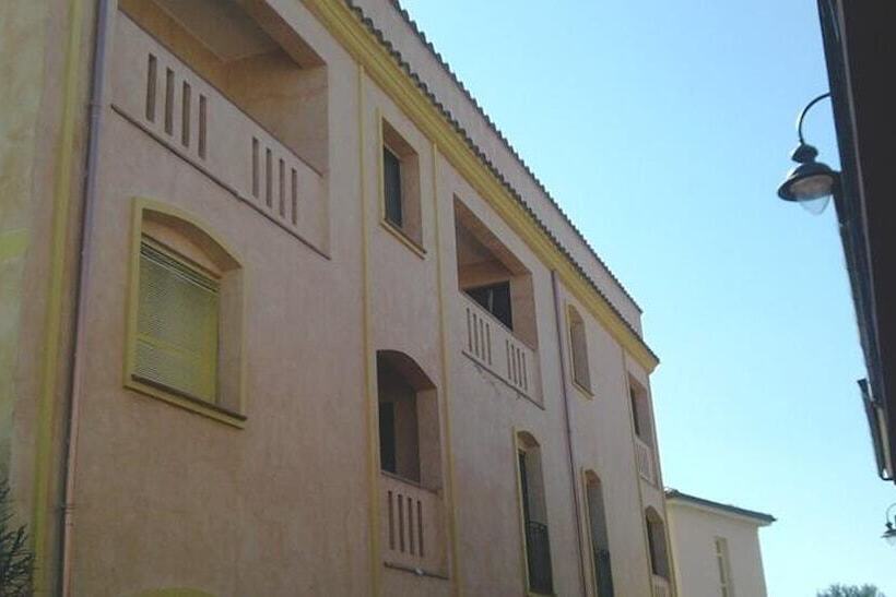 Room In B&b   Sa Domu Sarda   Apartment With Terrace 1