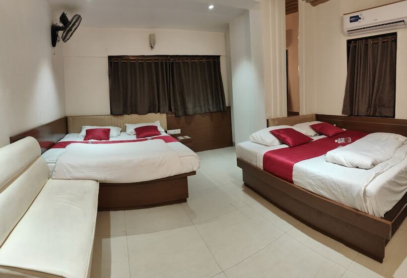 فندق Anand Palace