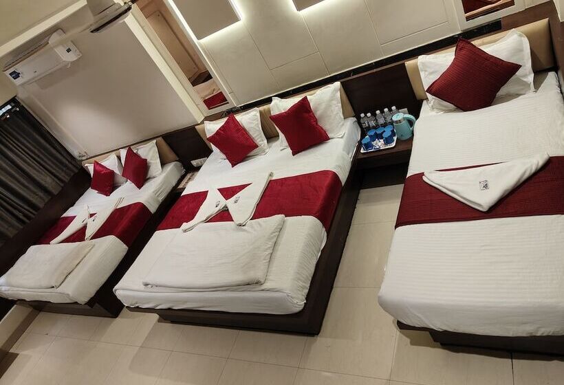 فندق Anand Palace