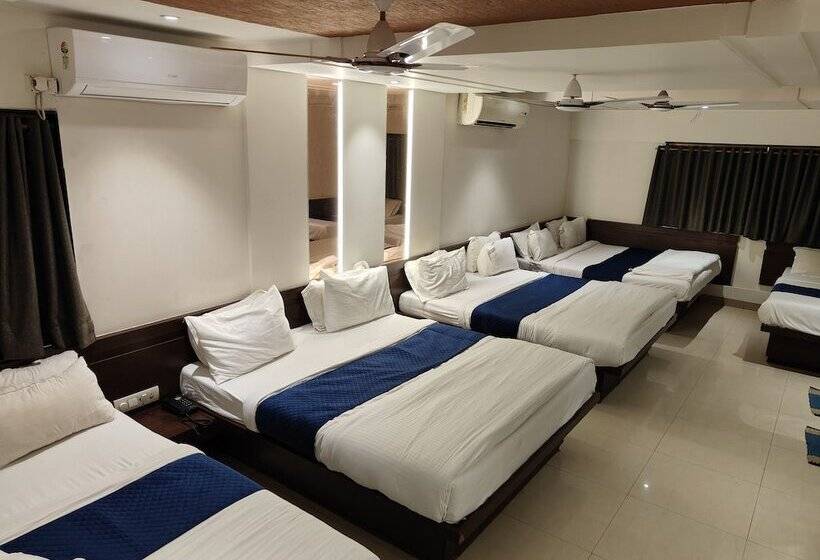 فندق Anand Palace