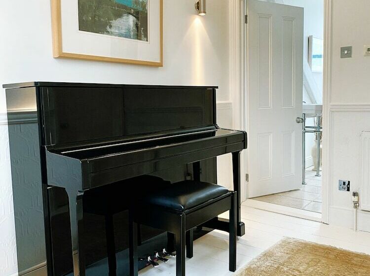 住所  Spectacular Coastal Townhouse In Fowey For 8