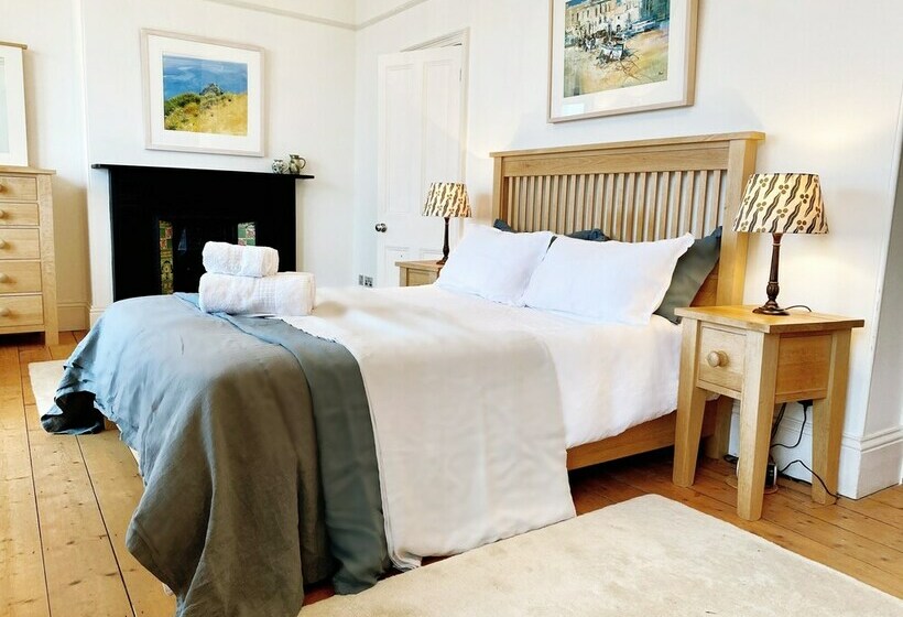 اقامتگاه Spectacular Coastal Townhouse In Fowey For 8