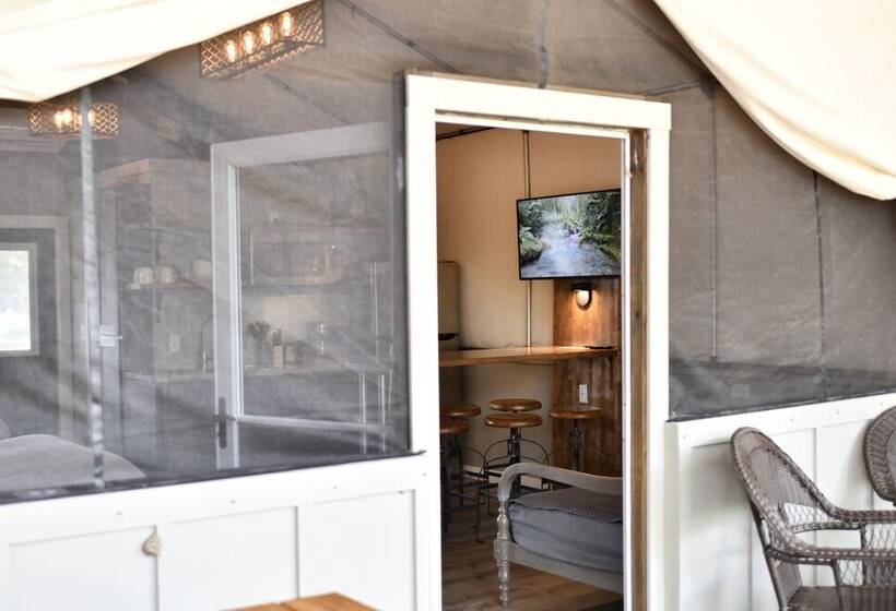 18 Son S Geronimo   Birdhouse Cabin