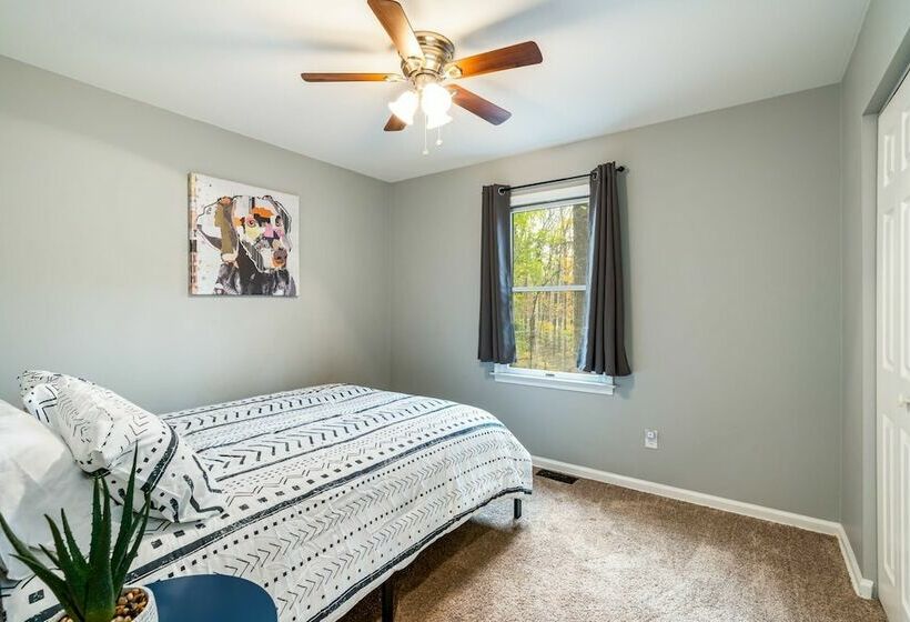 Harpers Ferry Cabin W Deck Grill Game Room Wifi