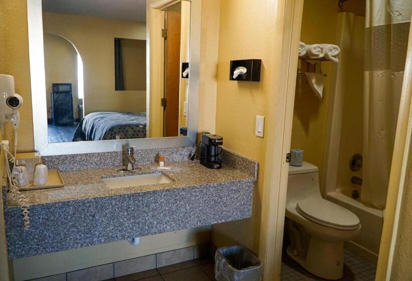 مُتل Southern Inn And Suites