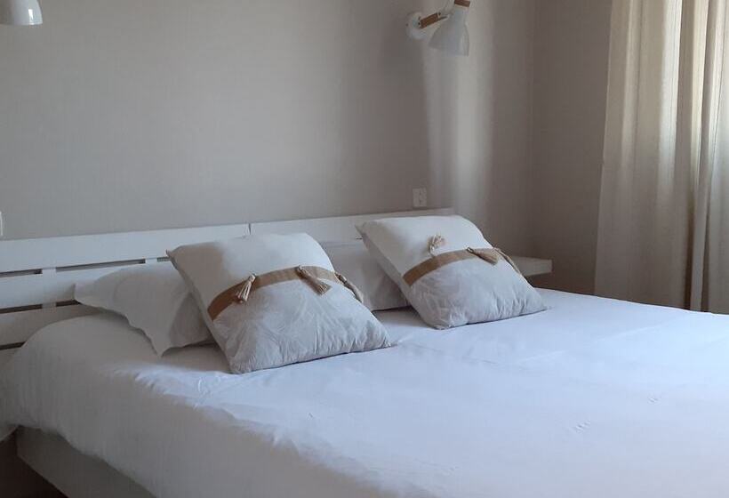 هتل Fuzei Hôtel Lorient Lanester