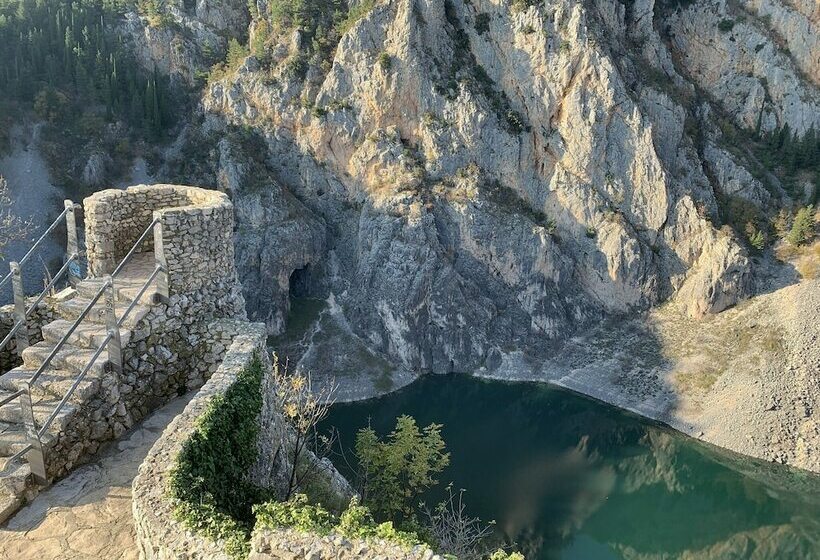 ペンション Imotski Blaue See Apartments , Pool