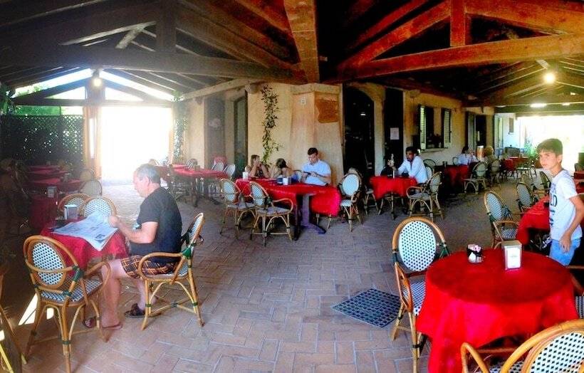 اقامتگاه Borgo Marana