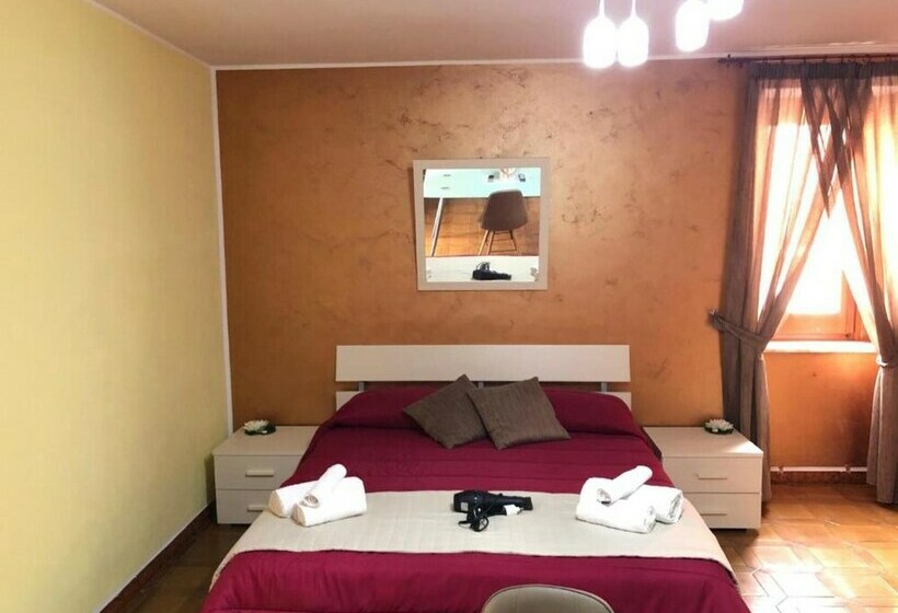 Резиденция Impeccable 3bed House In Vibo Valentia