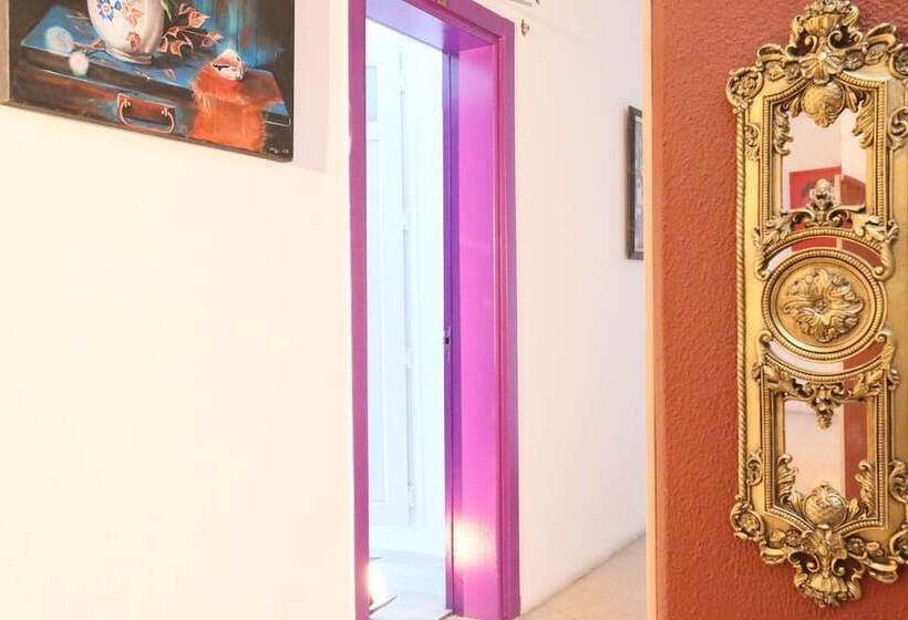 تختخواب و صبحانه Lavender Otel